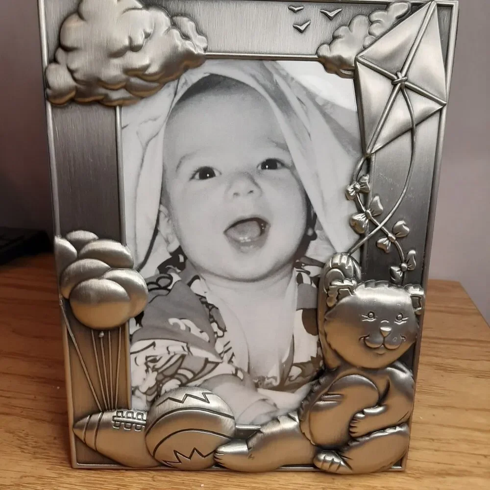 Vtg 1998 Royal Limited Silver Baby Album Frame Holds 80 4x6